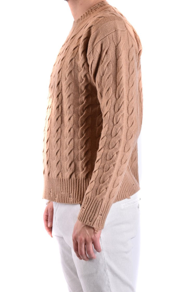 Cable Knit Sweater In Warm Camel Tone