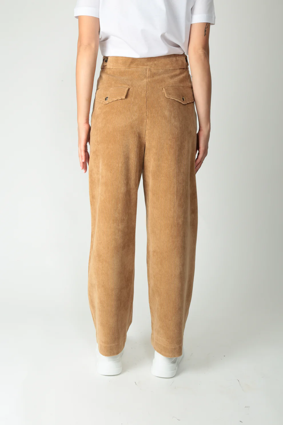 Straight-Leg Corduroy Pants With High Waist