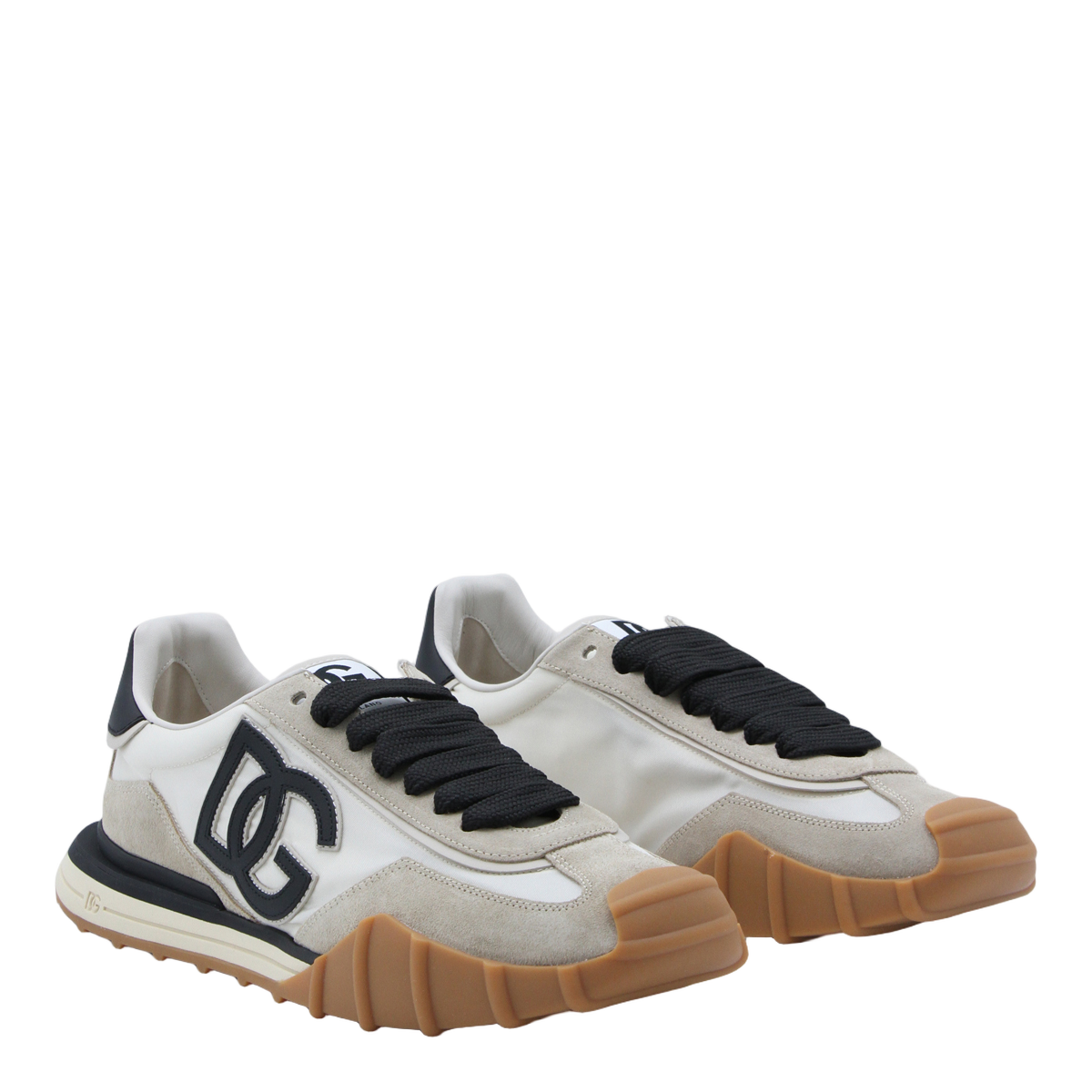 White Sneakers With Beige Panels And Black Accents