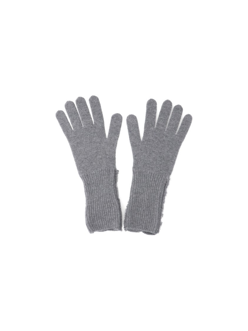 Sleek Minimalist Grey Gloves With Fitted Silhouette