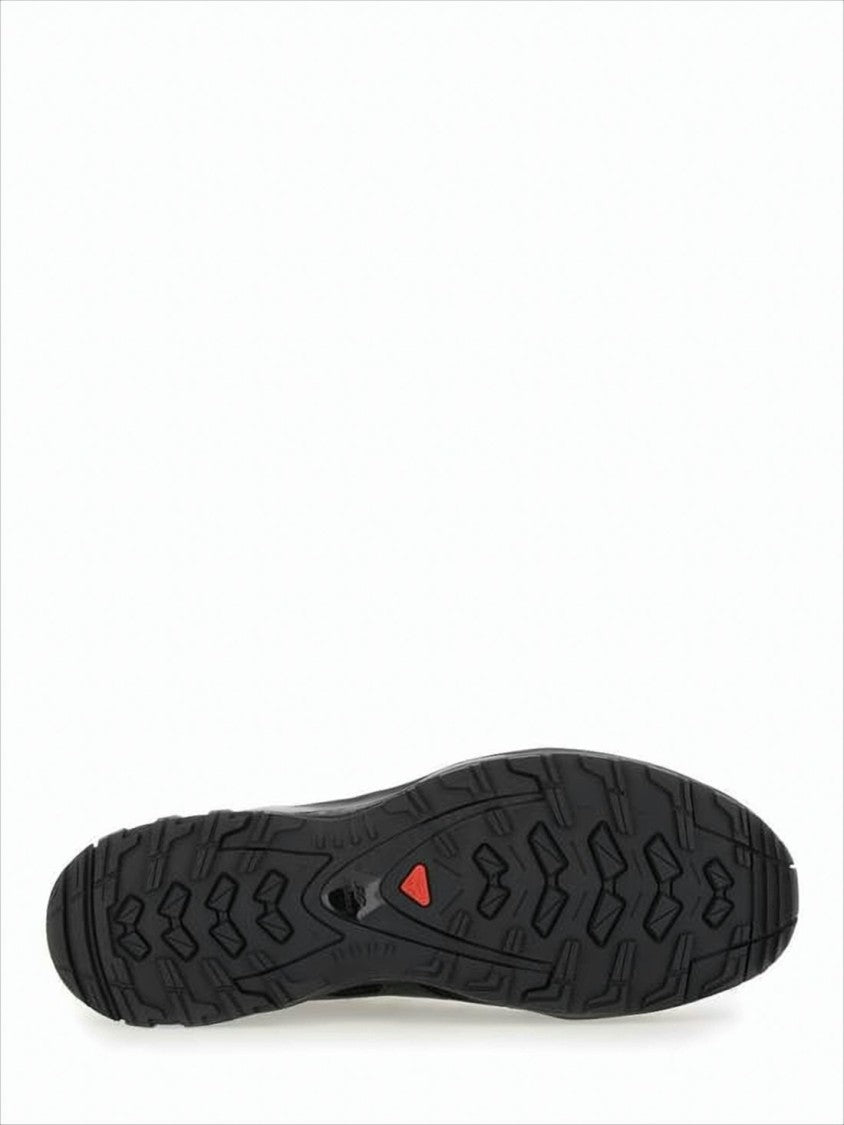 All-Black Athletic Sneakers with Quick-Pull Lacing System
