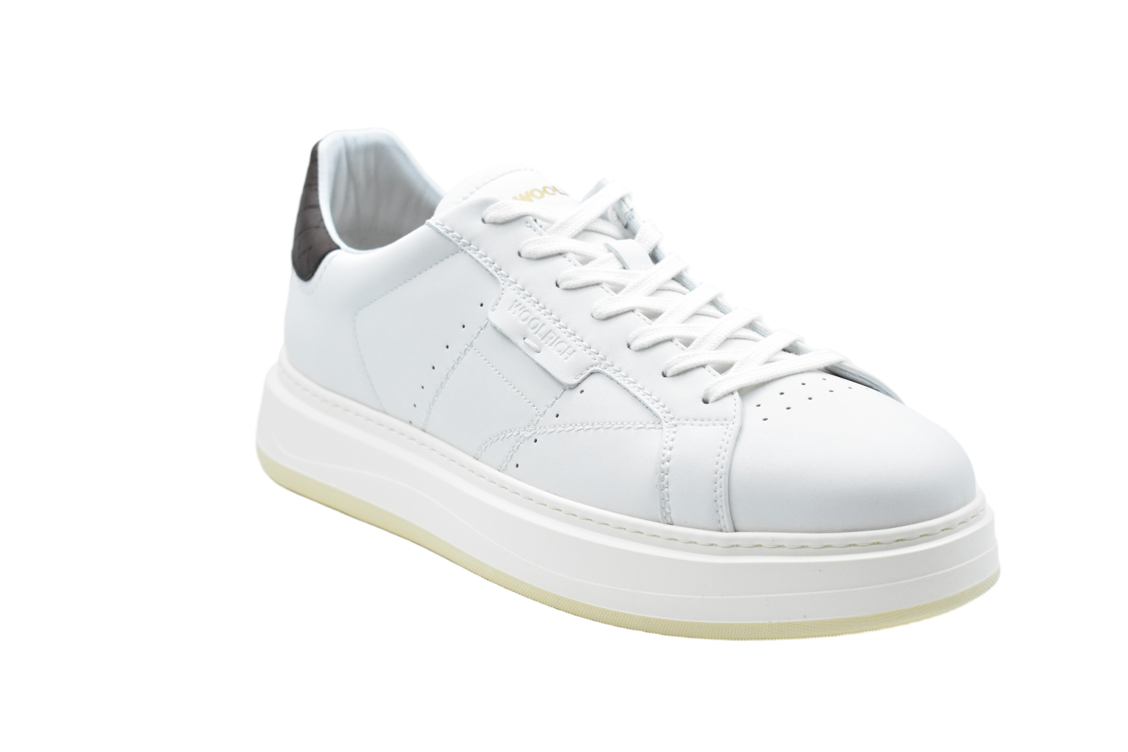 Low-Top Sneakers With Elevated Off-White Sole And Textured Accents