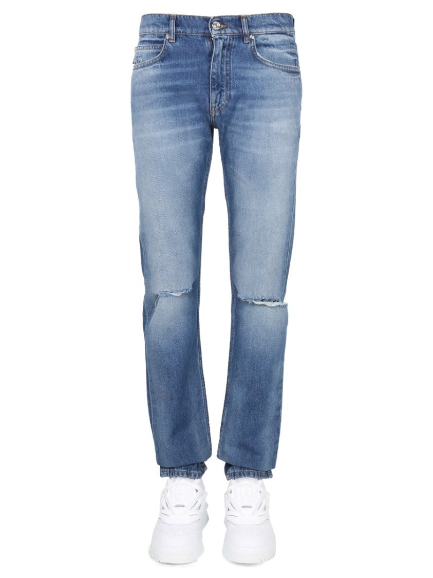 Straight-Leg Jeans With Distressed Detailing