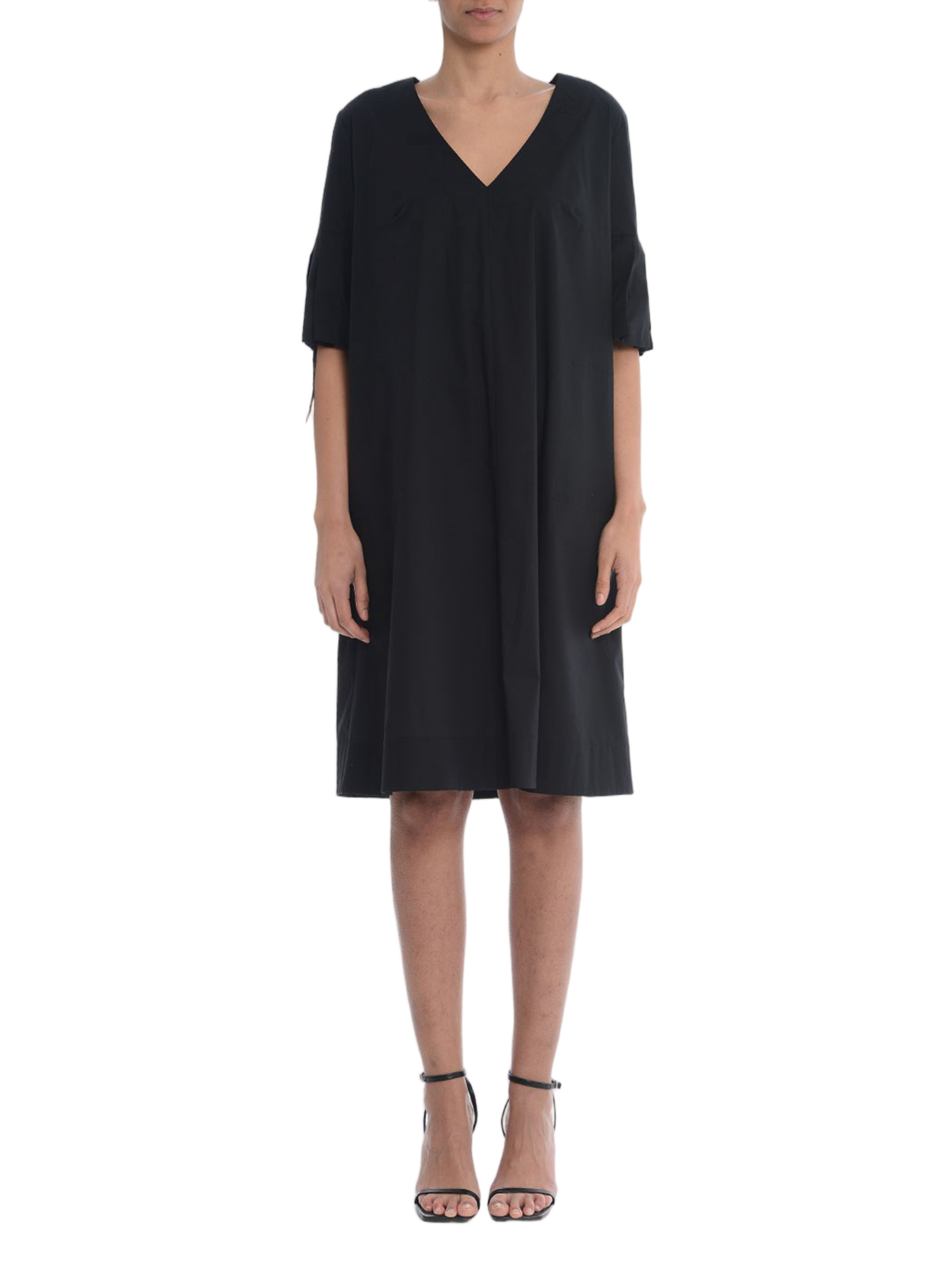 Knee-Length Black V-Neck Gathered Dress