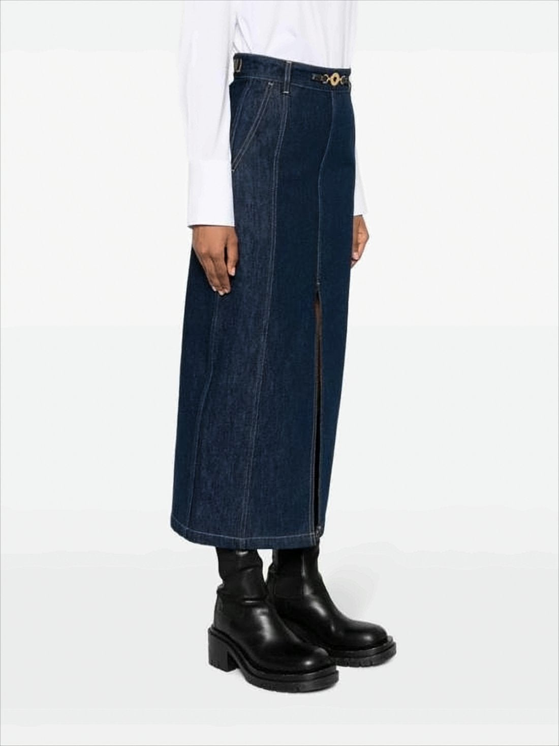 Straight Silhouette Denim Skirt