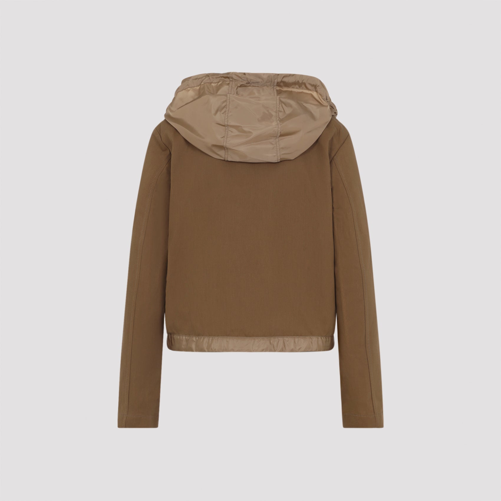 Cropped Button-Up Jacket With Contrasting Collar