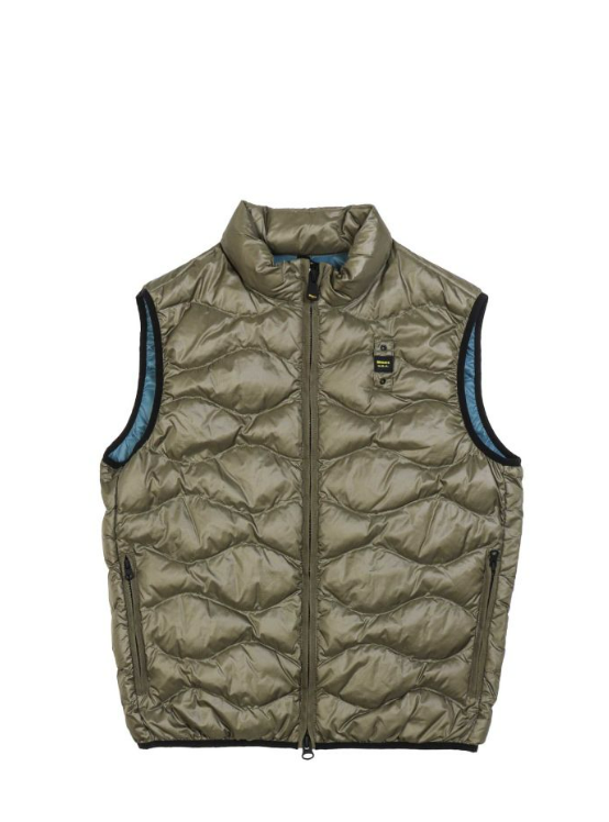 Sleeveless Jacket With Sustainable Wavy Quilting