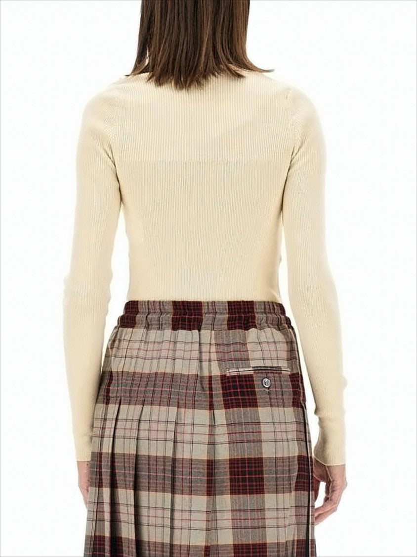 Cropped Ribbed Knit Sweater with Deep V-Neckline