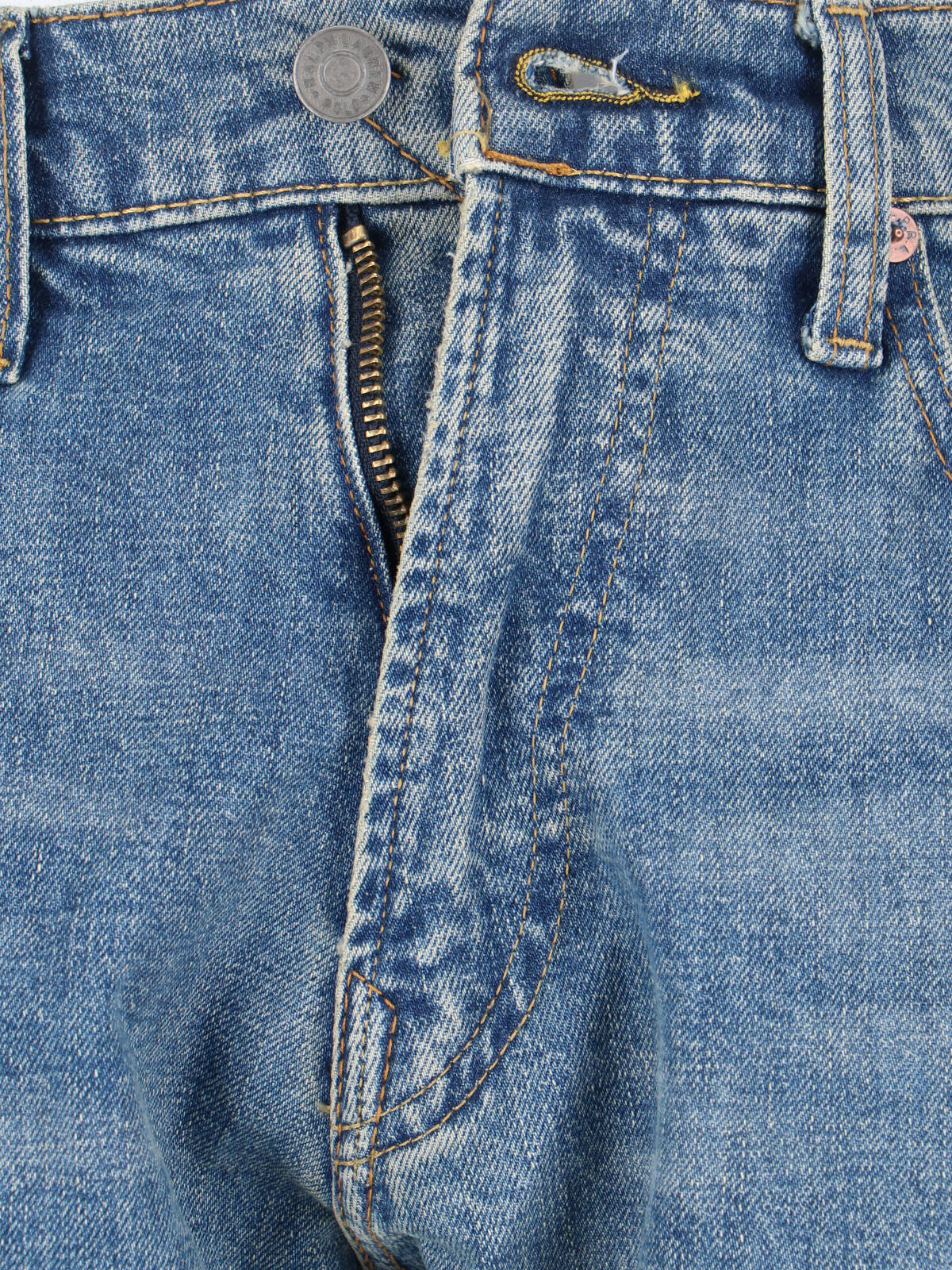 Straight-Leg Jeans With Medium Rise