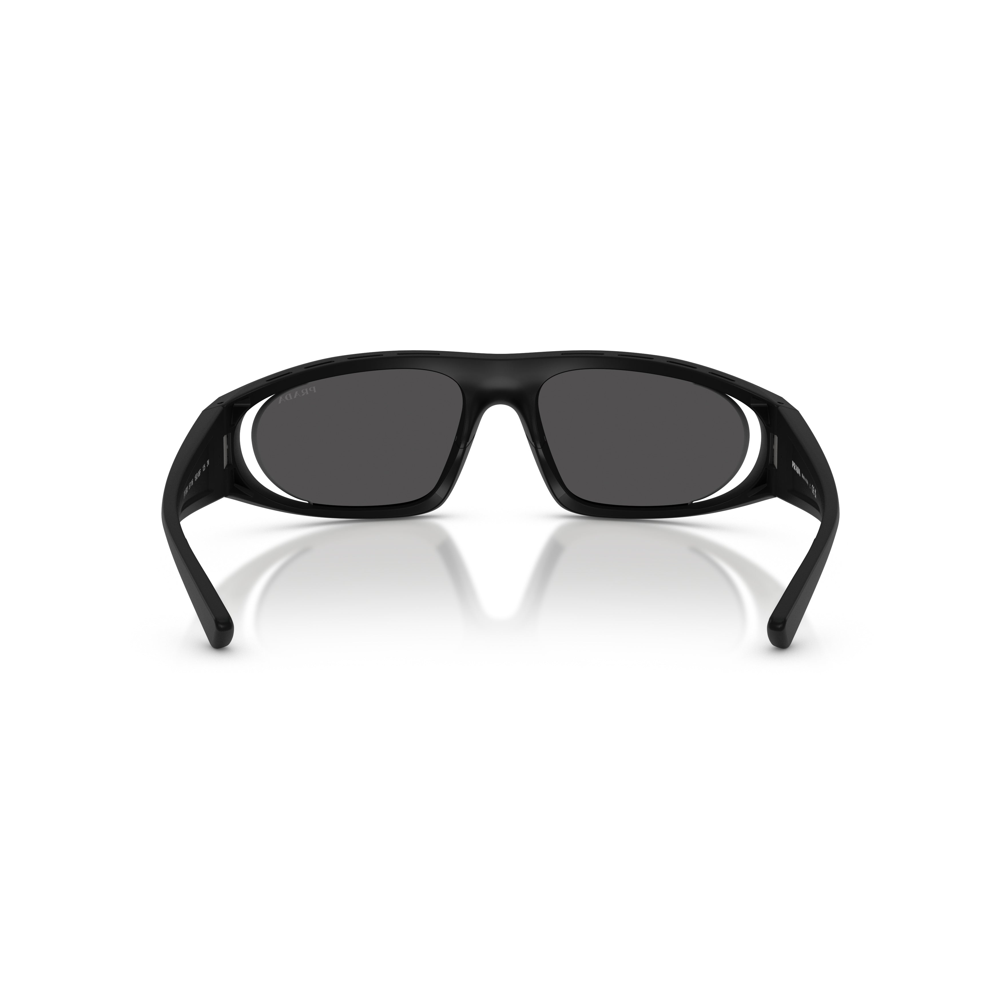 0ps B03s Wraparound Design Black Sunglasses