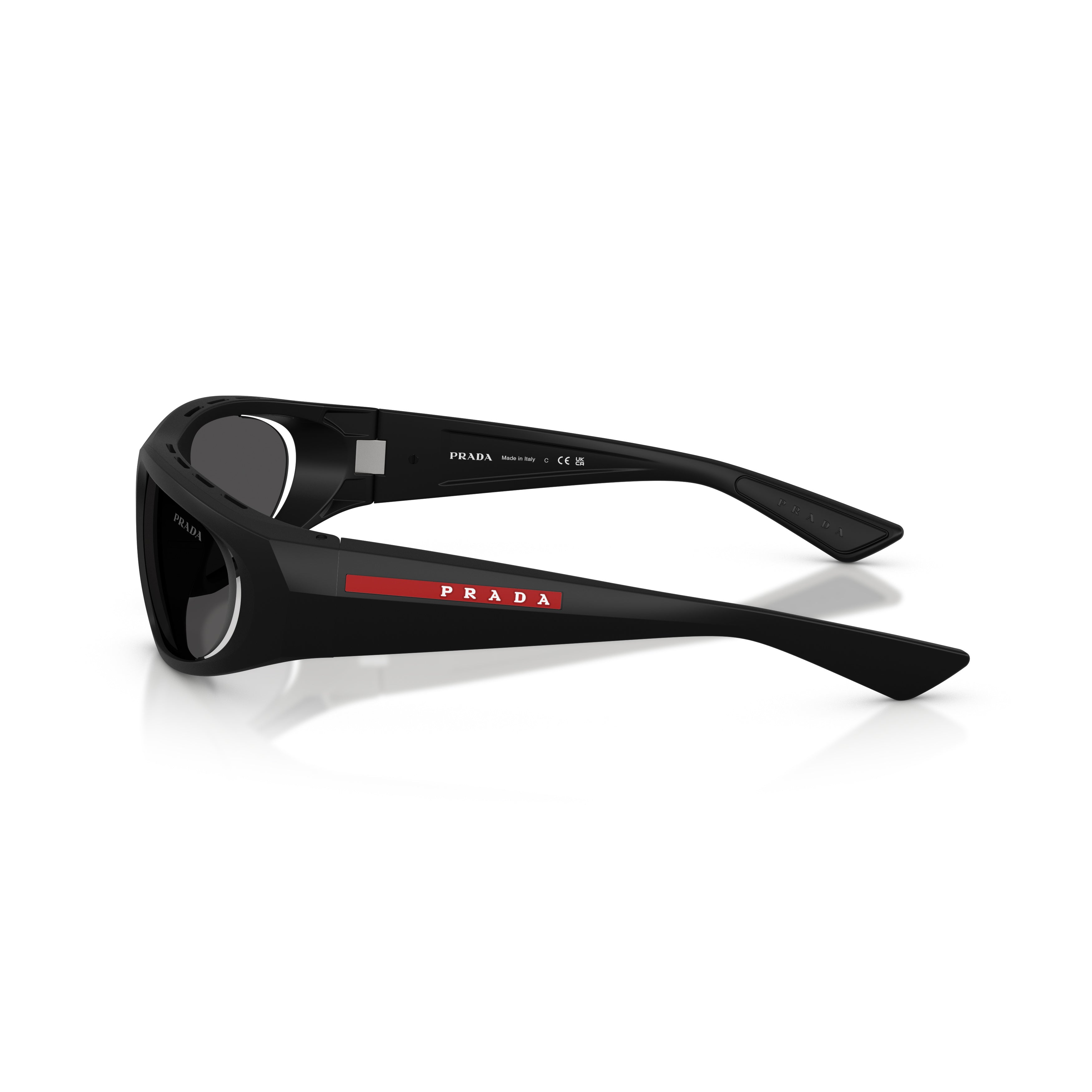 0ps B03s Wraparound Design Black Sunglasses