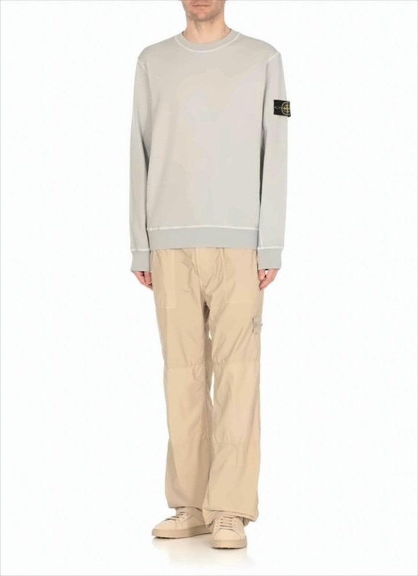 Long-Sleeve Crewneck Shirt with Subtle Logo Patch