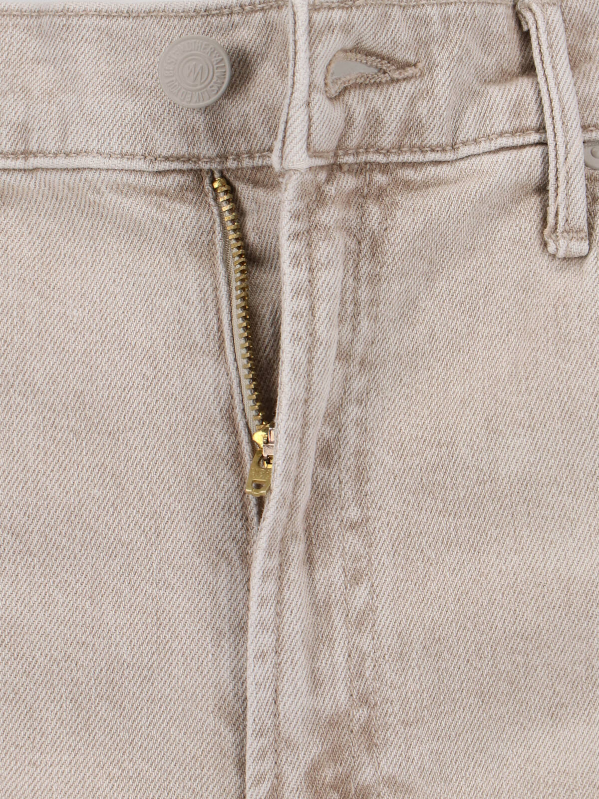 Classic Brown Denim Jeans with Timeless Five-Pocket Design