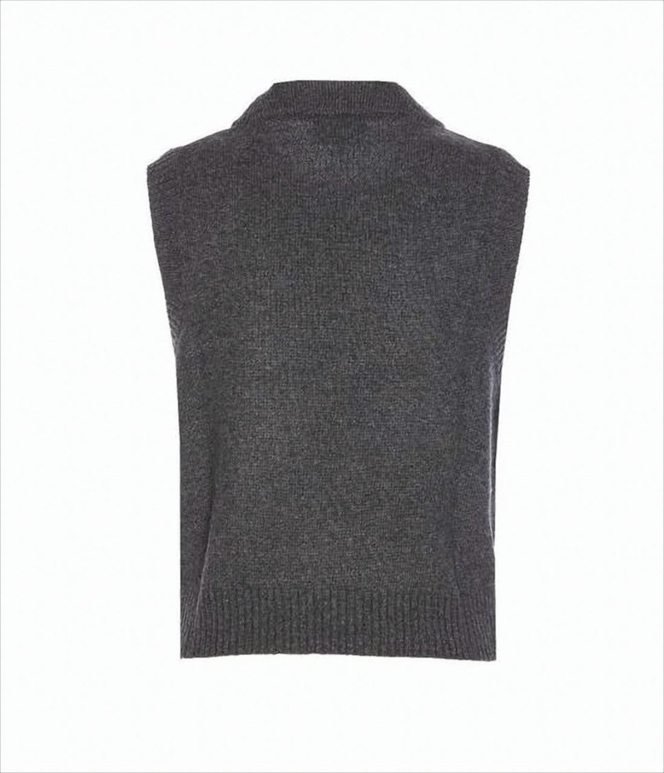 Sleeveless Knit Vest With Graphic Cat Design