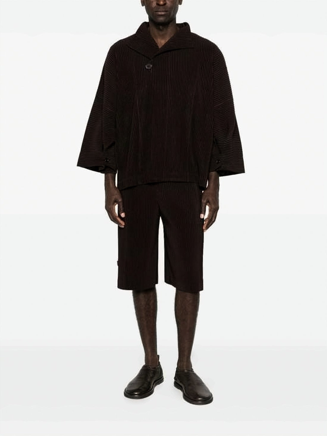 Pleated Relaxed-Fit Polyester Shorts
