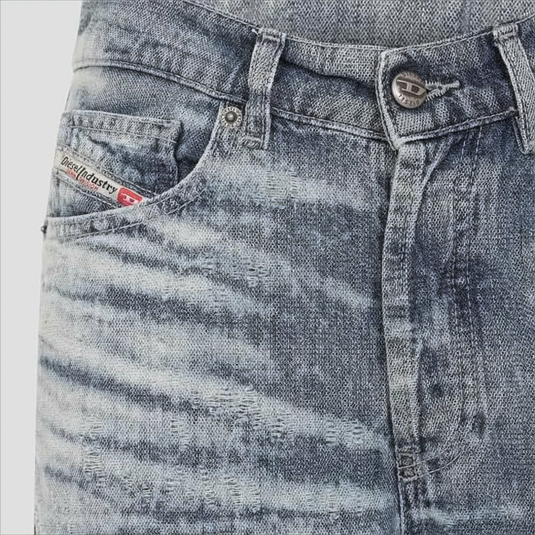 High-Waisted Wide-Leg Denim Jeans with Faded Wash