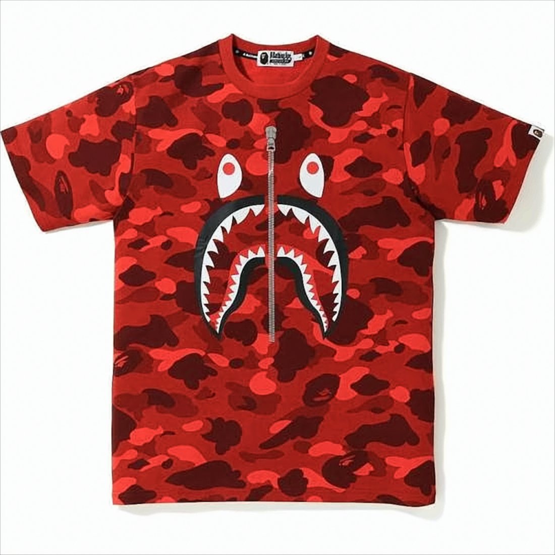 Short-Sleeve T-Shirt with Bold Camouflage Pattern