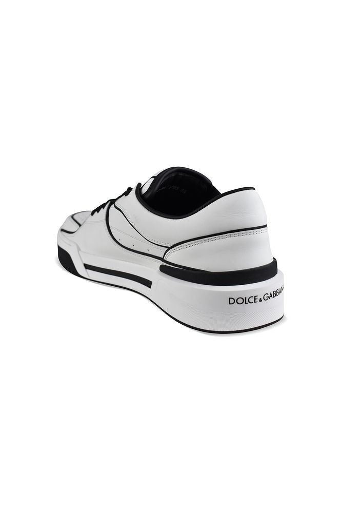 White Leather Low-Top Sneakers With Black Accents And Logo Patch