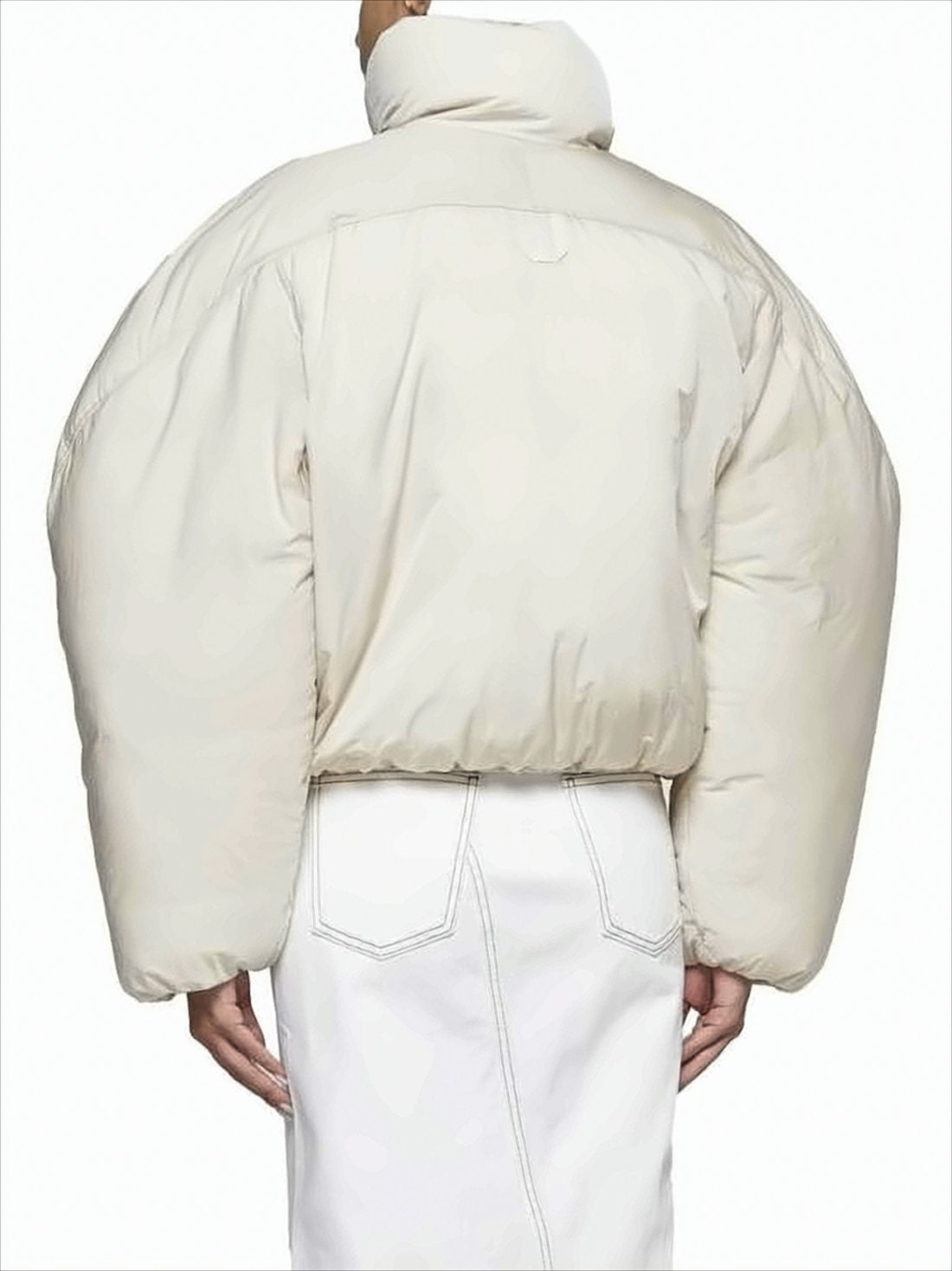 Cropped Off-White Puffer Jacket with Oversized Sleeves
