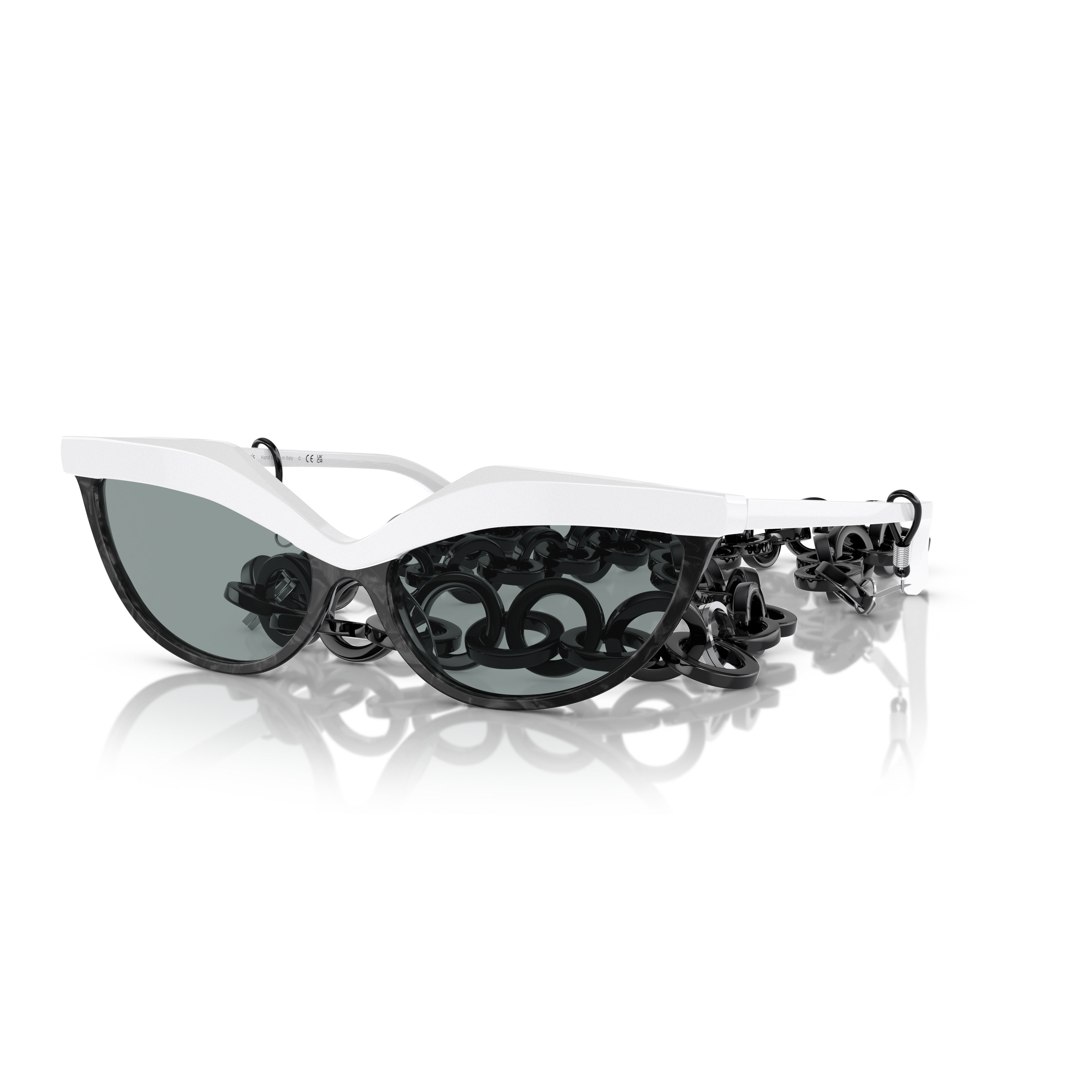 5070 Sole Cat-Eye Sunglasses with Chunky Chain Detail