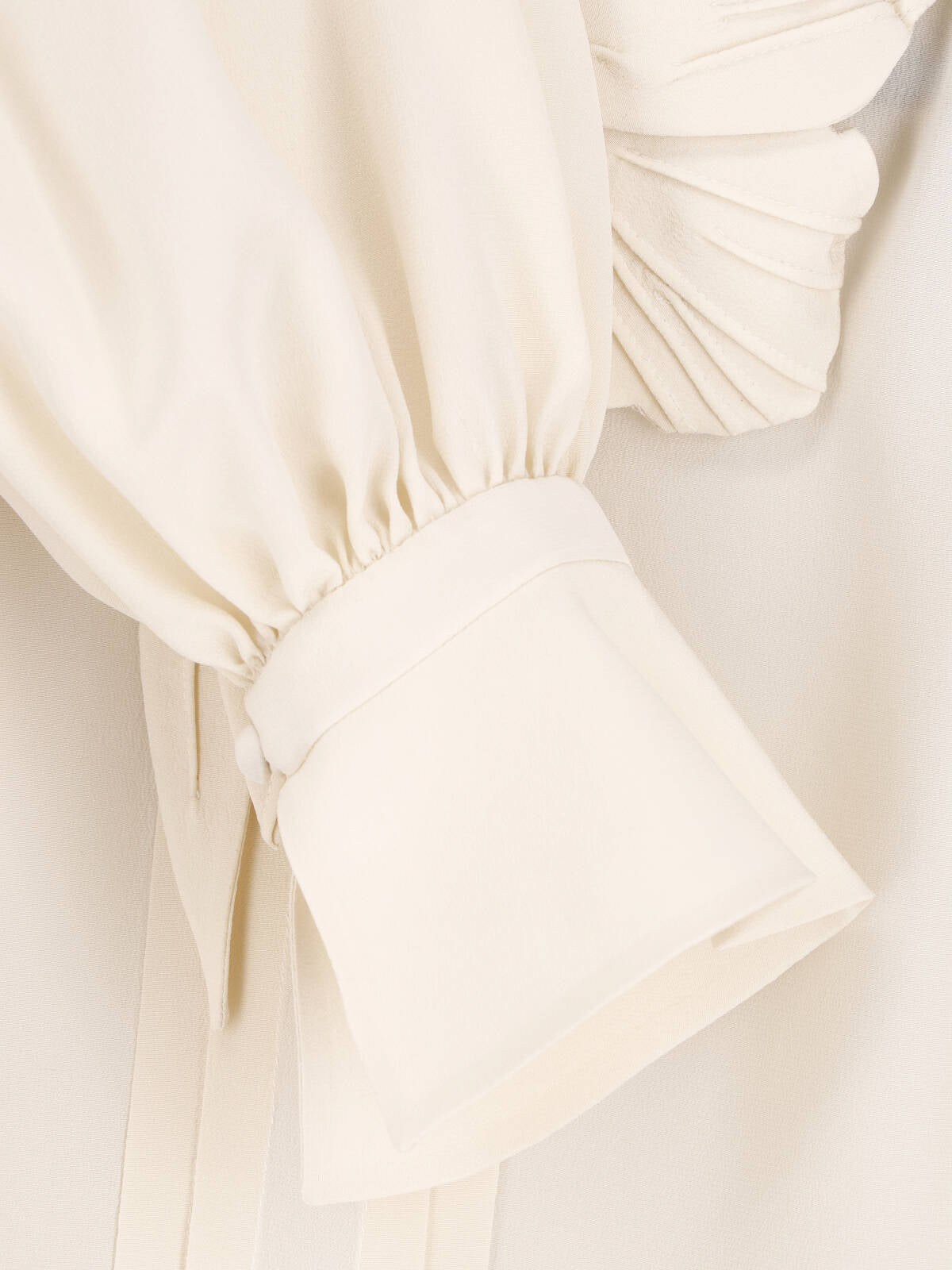 White Flowing Puffed Sleeve Fabric Blouse