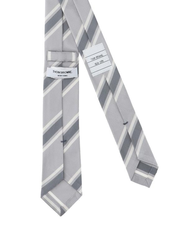Narrow Diagonal Striped Grey Silk and Cotton Tie