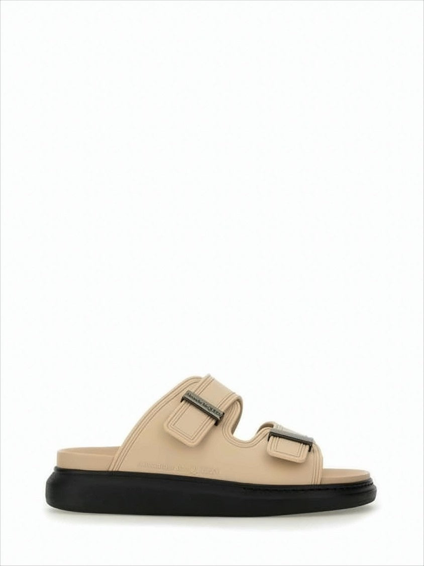 Minimalist Mules with Adjustable Straps and Rubber Sole