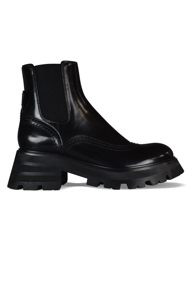 Wander Chelsea Boots