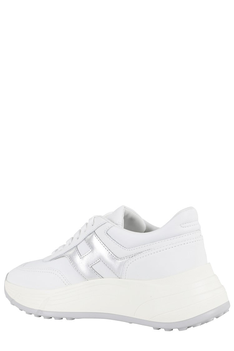 H669 Lace-Up Sneakers With Silver Logo Detail