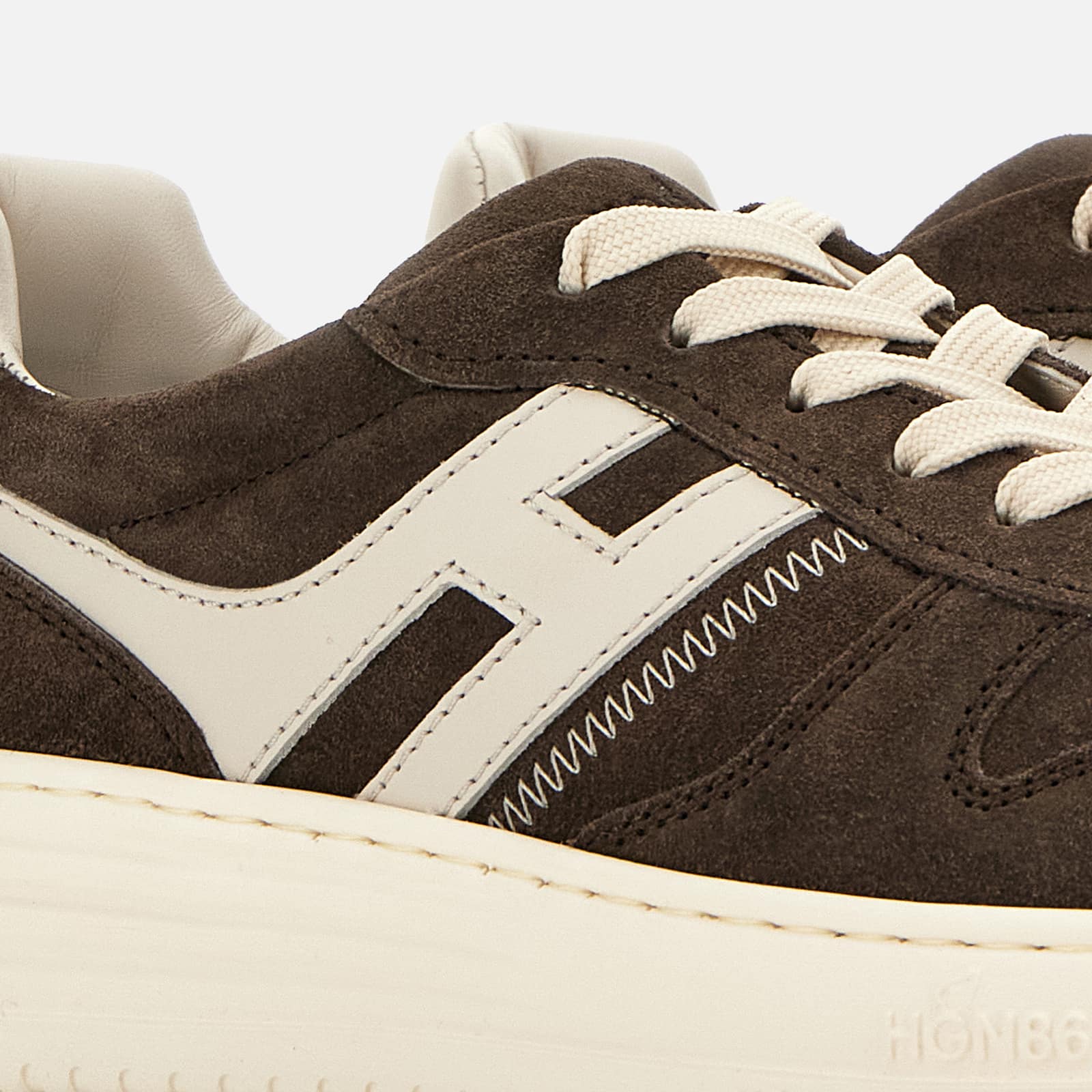 Lace-Up Brown Calfskin Shoes With Suede
