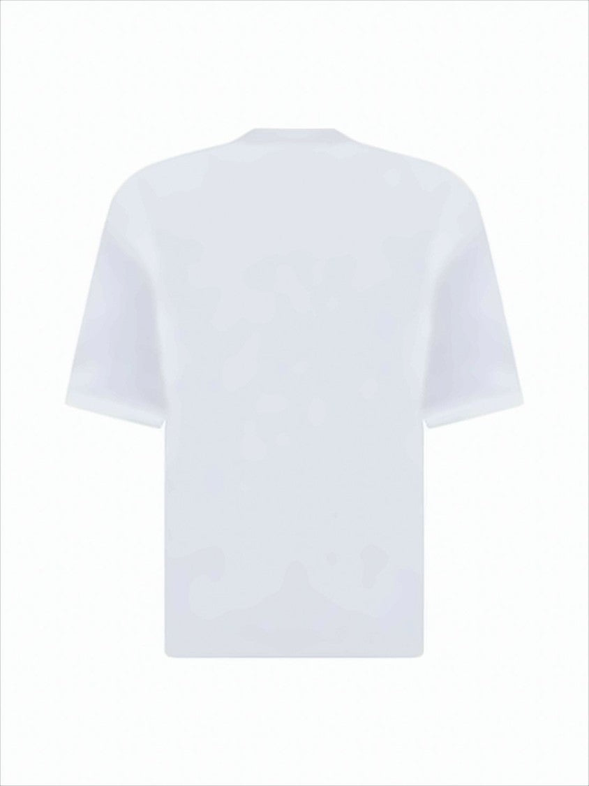 Short-Sleeved T-Shirt with Bold Graphic Design