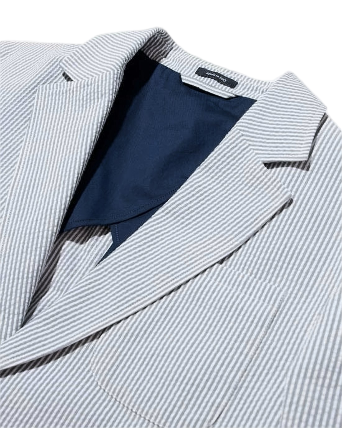 Tailored Seersucker Suit Jacket with Notched Lapel