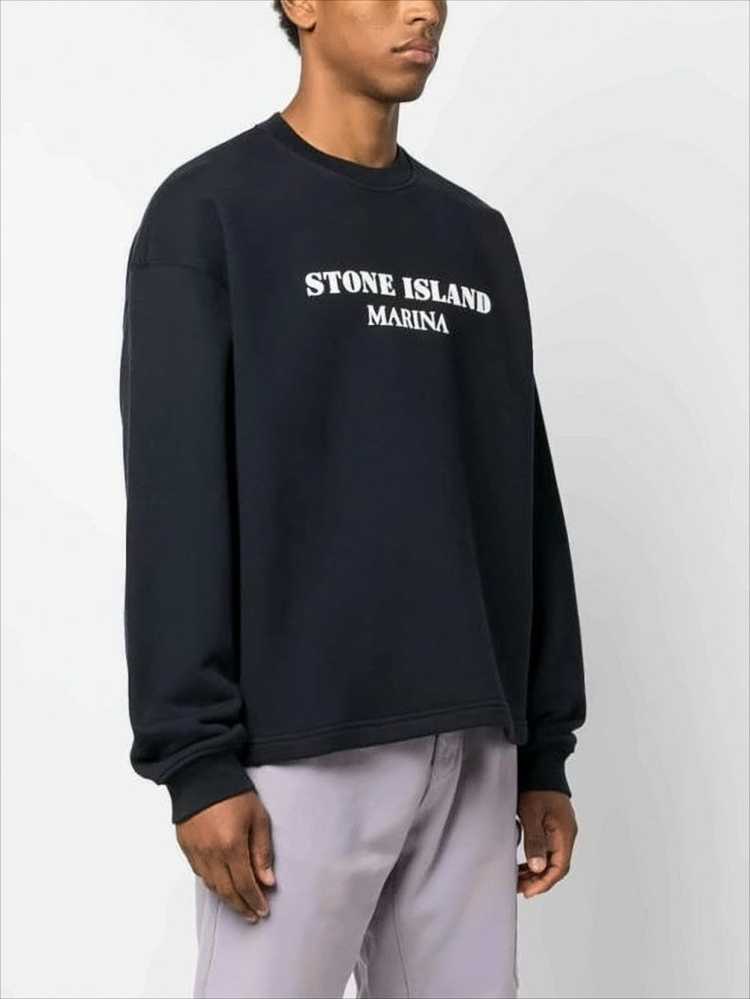 Relaxed Fit Long-Sleeve Black Sweatshirt