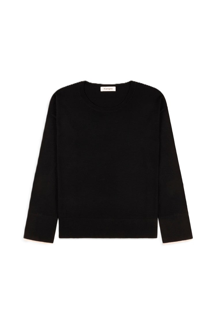 Refined Silhouette Women'S Garment With Detailing