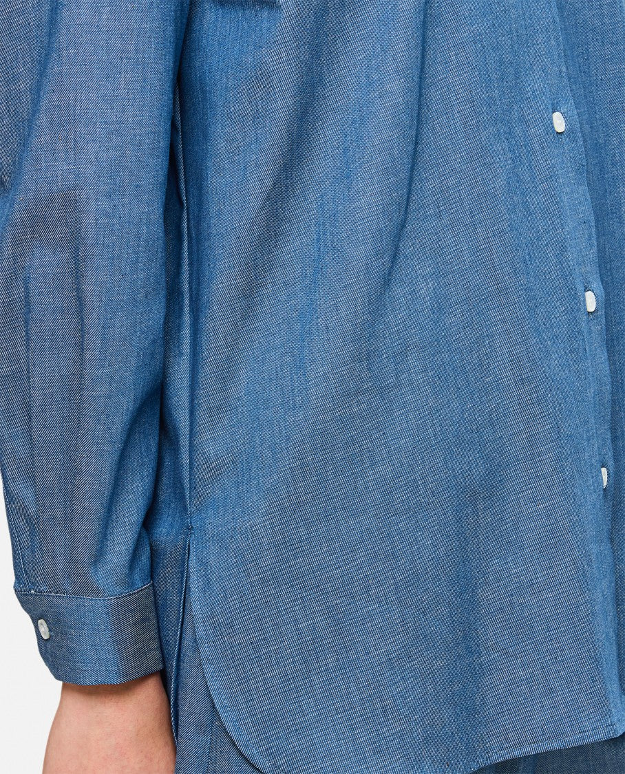Pointed Collar Button-Up Shirt