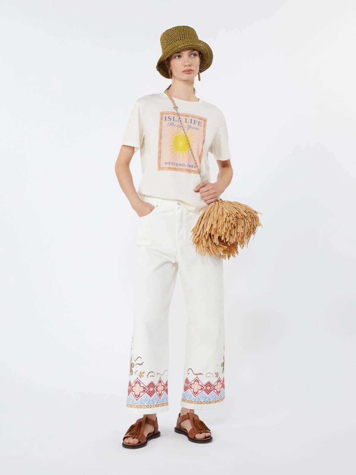 Wide-Leg Pants with Intricate Embroidery and Classic Design