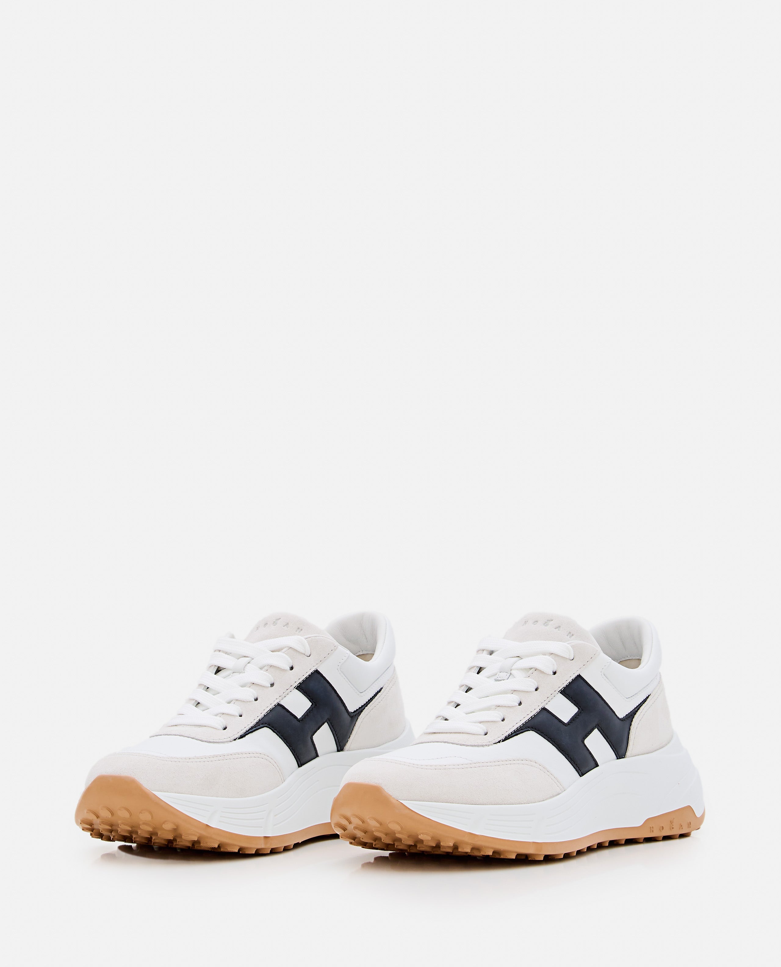 H669 White Leather Sneakers