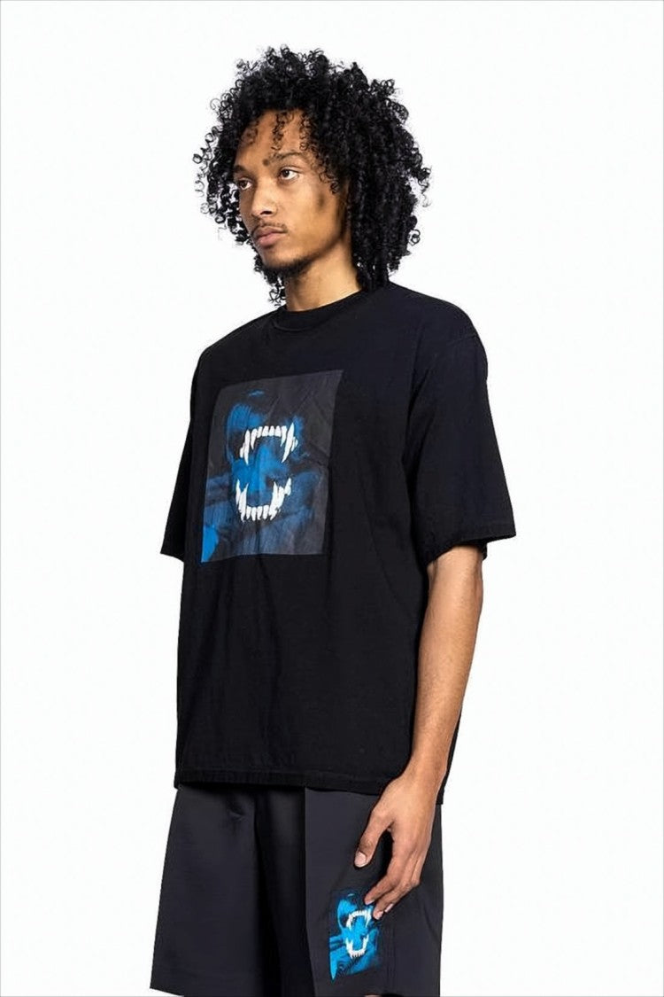 Graphic Print Black Short-Sleeve T-Shirt with Relaxed Fit