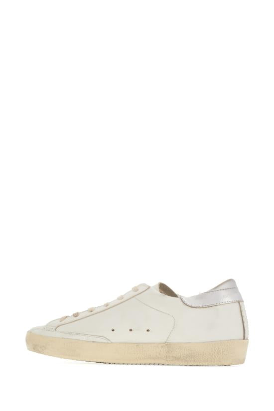 Low-Top Sneakers with Vintage Beige Sole and Metallic Silver Heel Tab