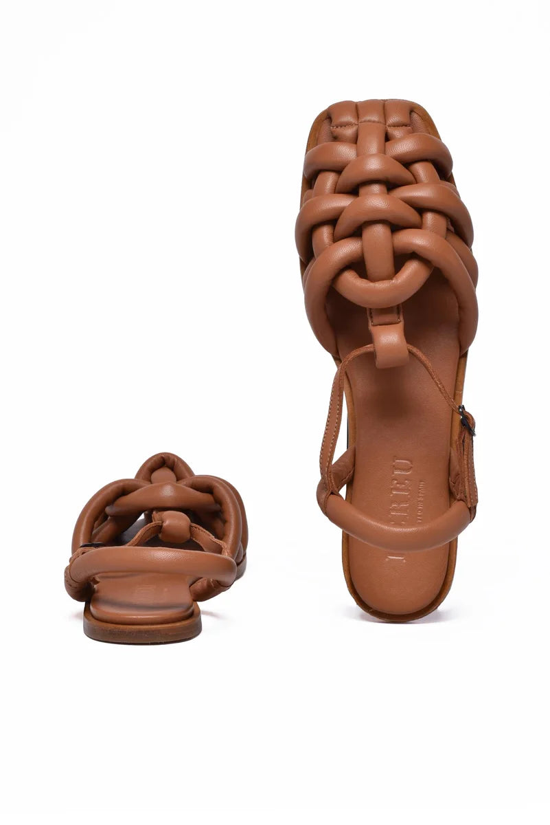 Flat Leather Sandals - Brown