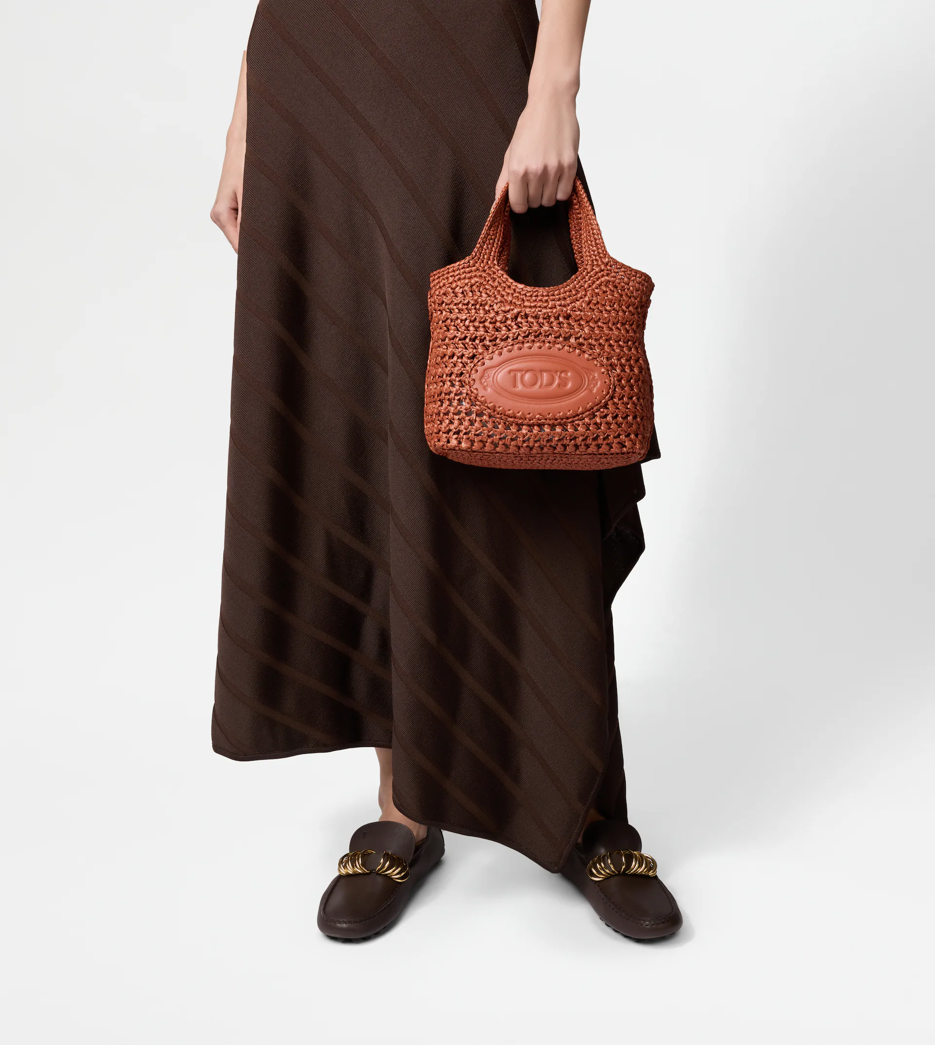 Textured Medium Tote Bag in Warm Terracotta