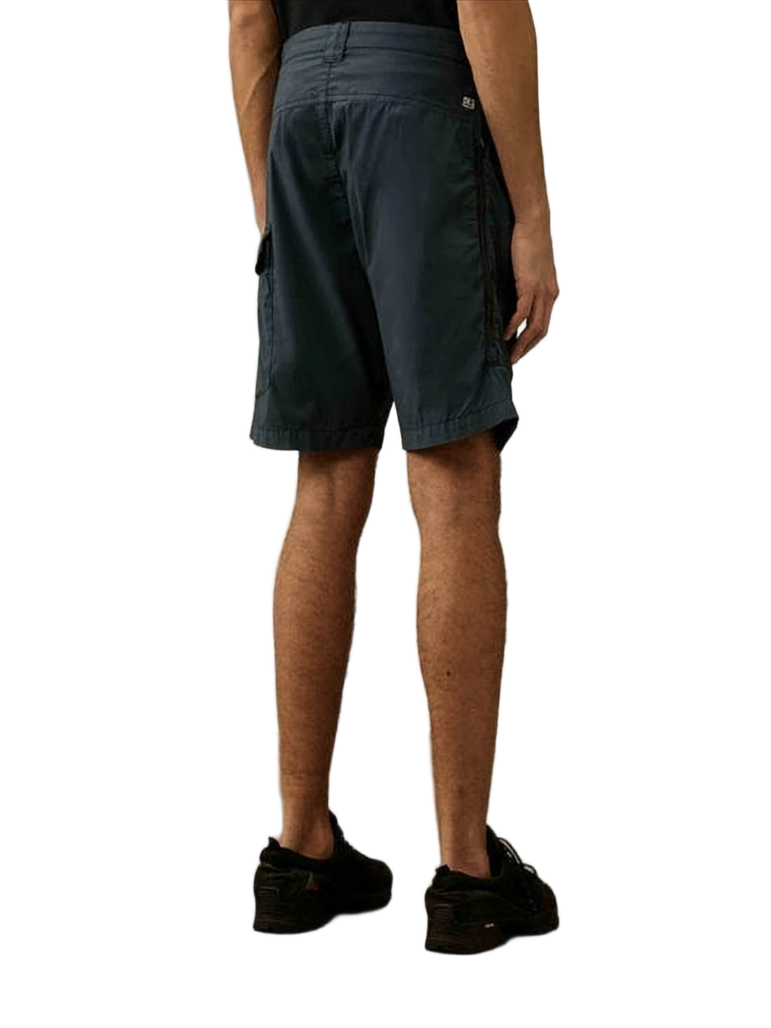 Mid-Thigh Tailored Shorts with Cargo Pocket