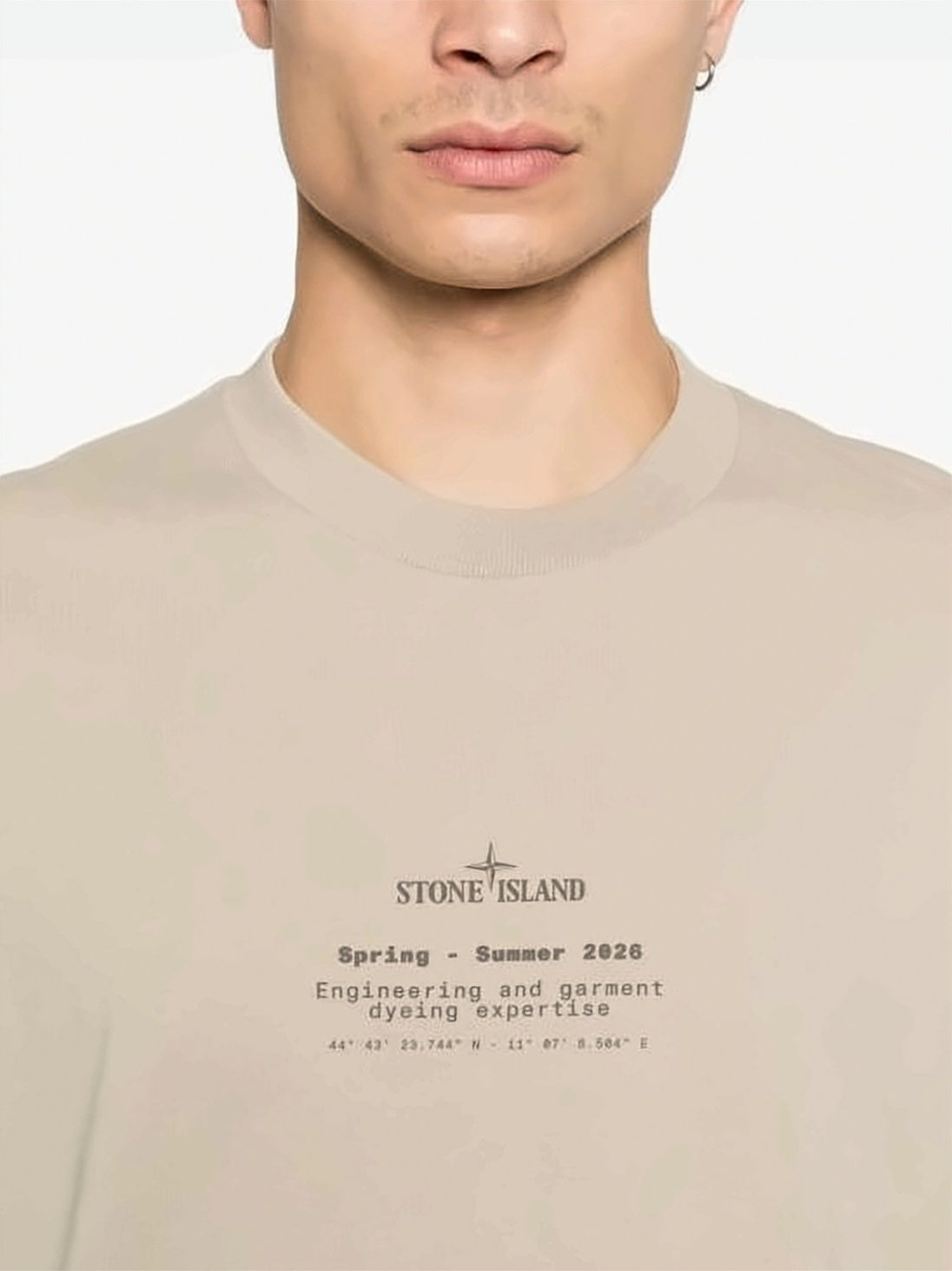 Short-Sleeve Stone Island T-Shirt with Compass Graphic