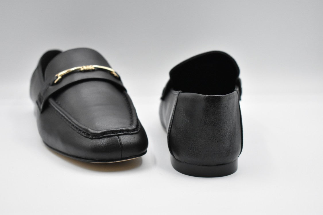 Elegant Black Leather Flat Shoes With Refined Lace Design