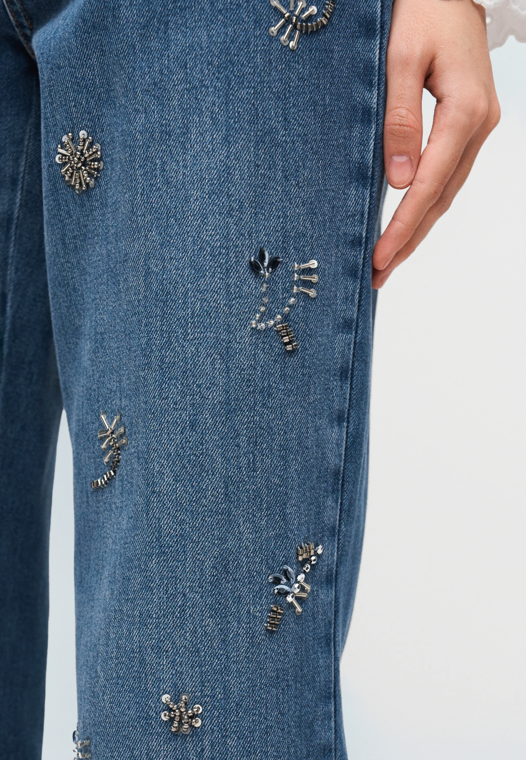 Light Used Blue Denim Jeans