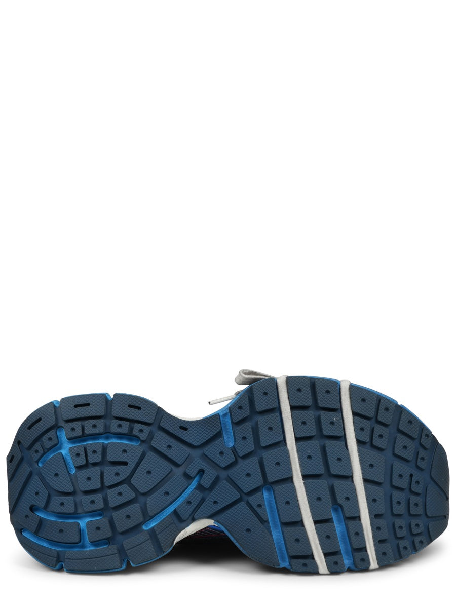 Chunky Multi-Layered Sneakers With Bold Accents