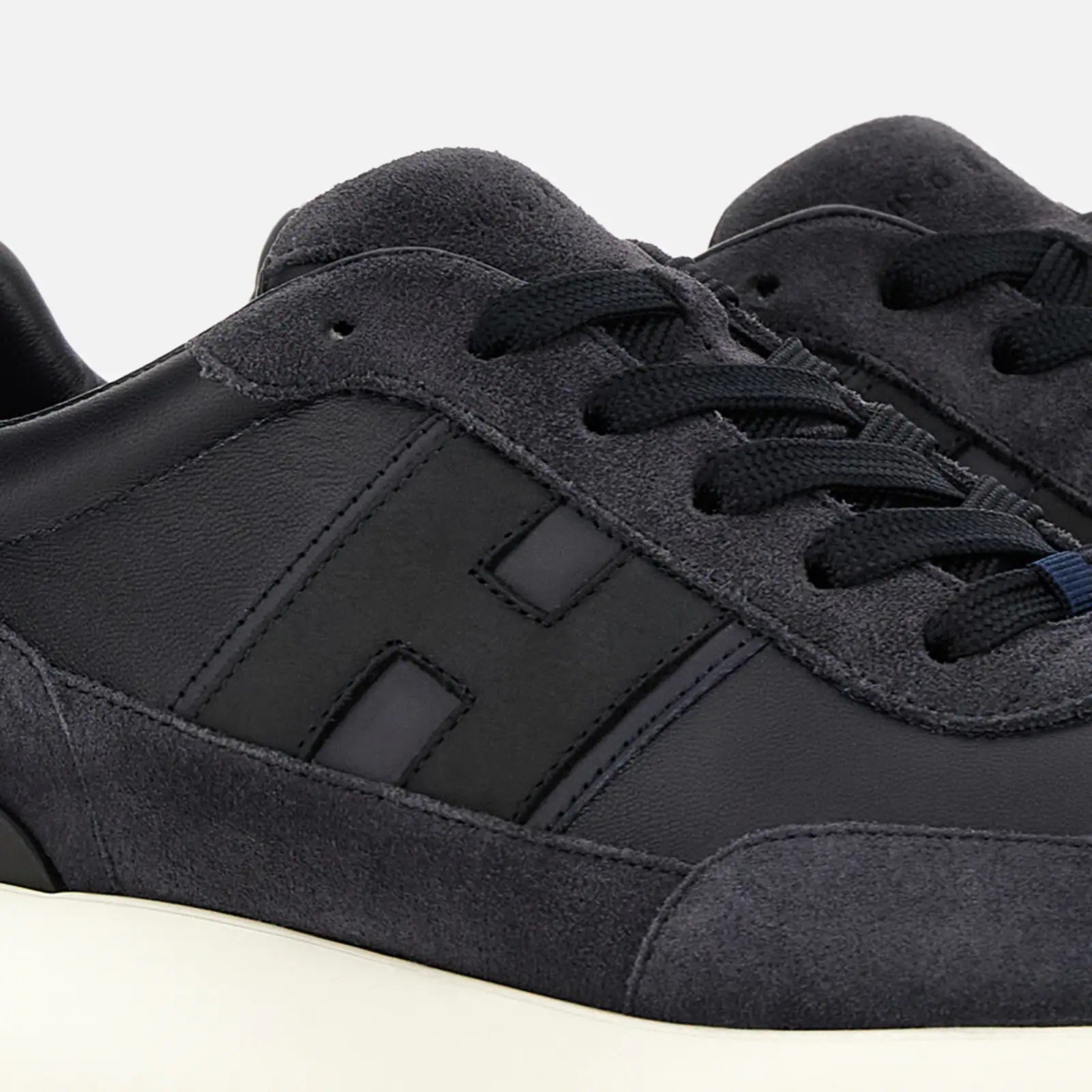 H709 Allacciato H Banda Sneakers in Blue