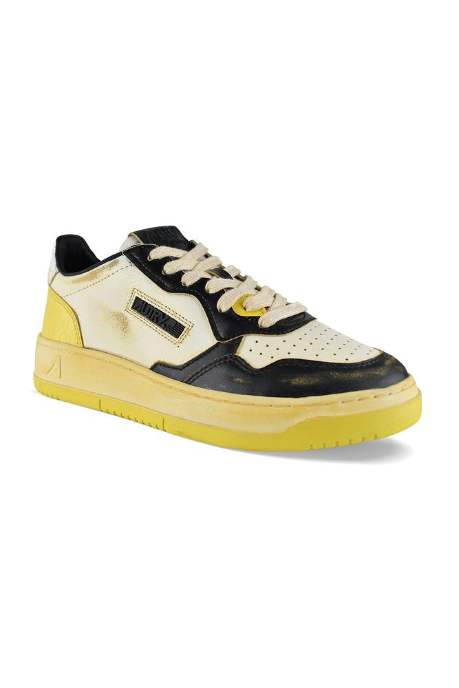 Super vintage sneakers