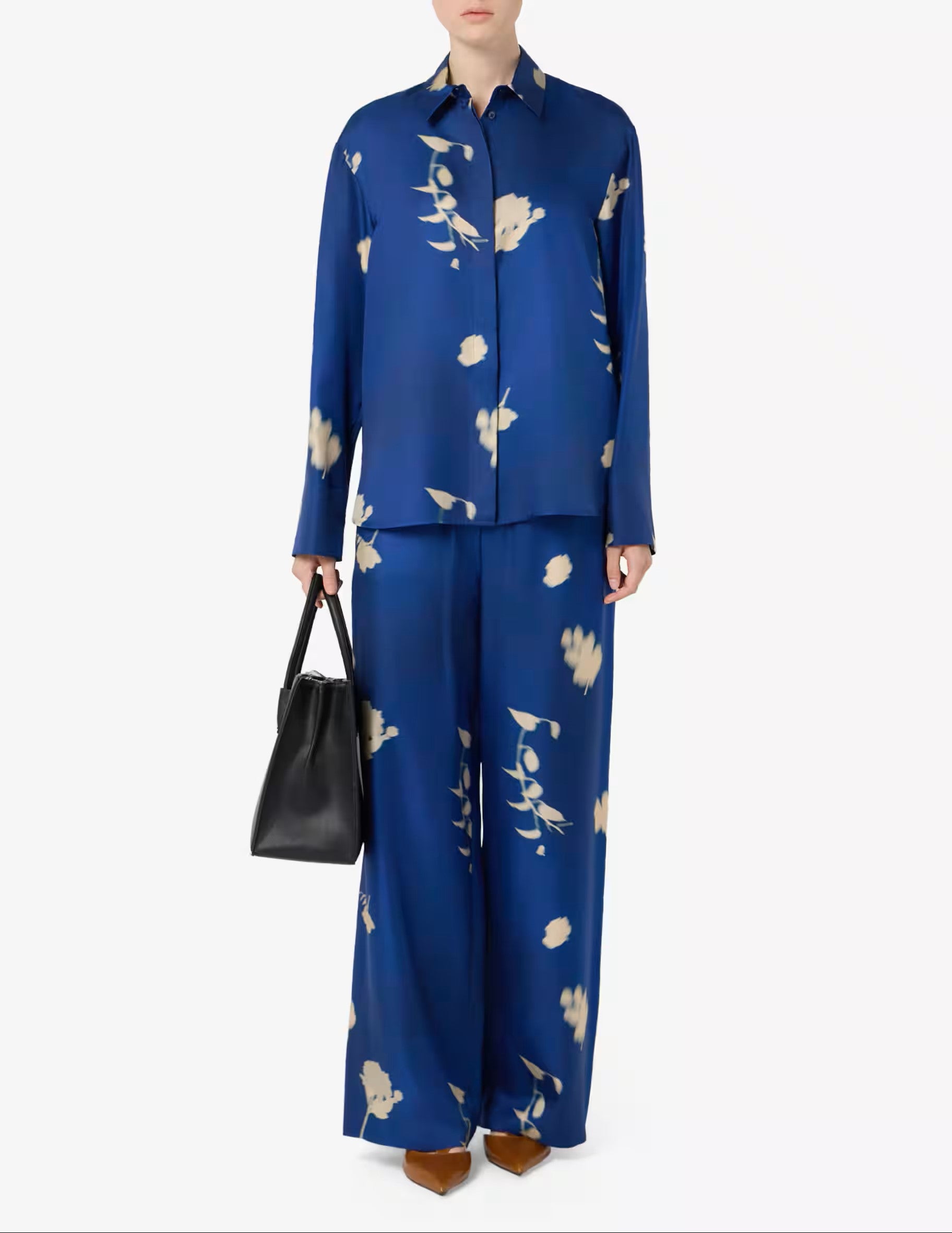 Wide-Leg Pants With High Waist