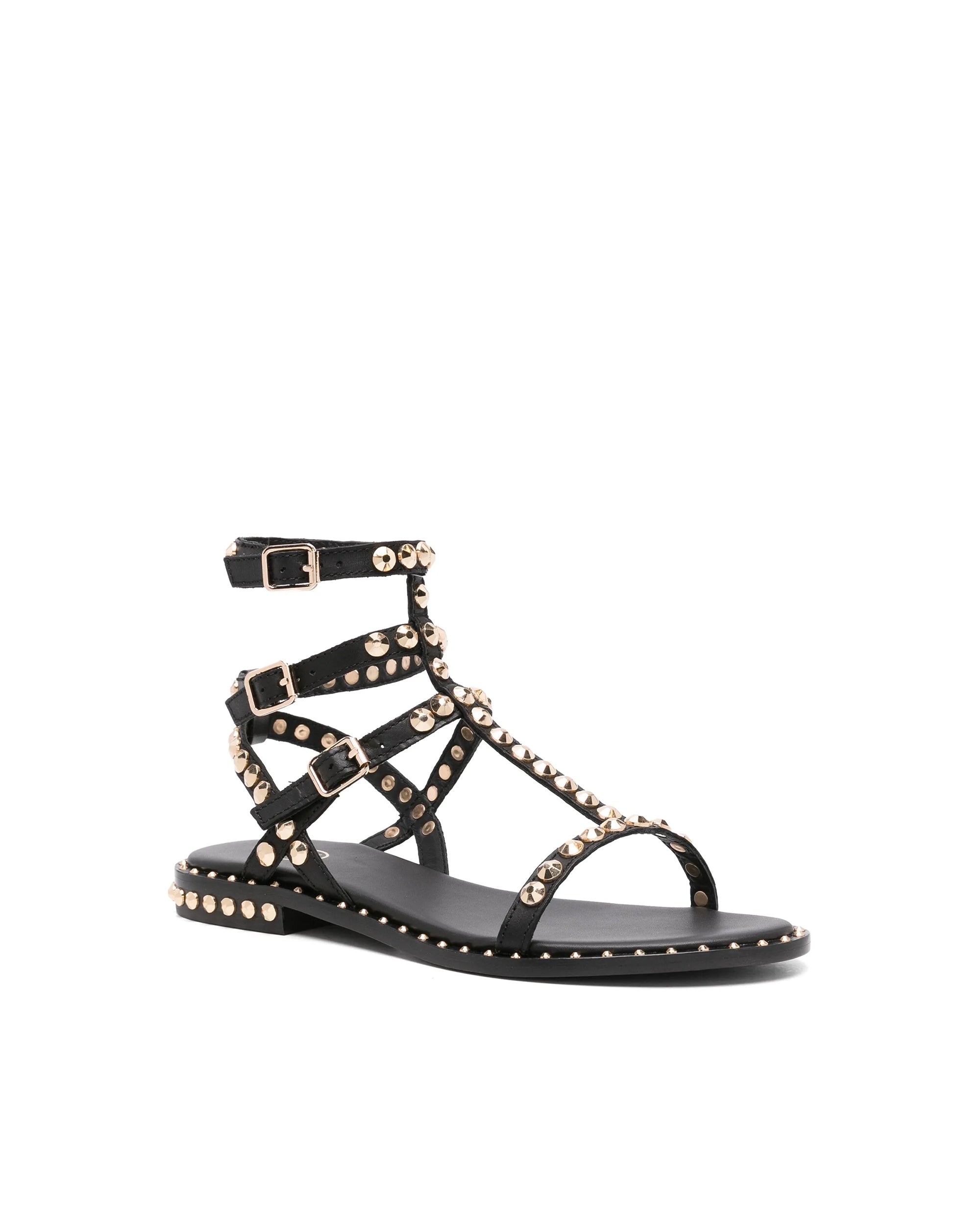 Play Black Sandal